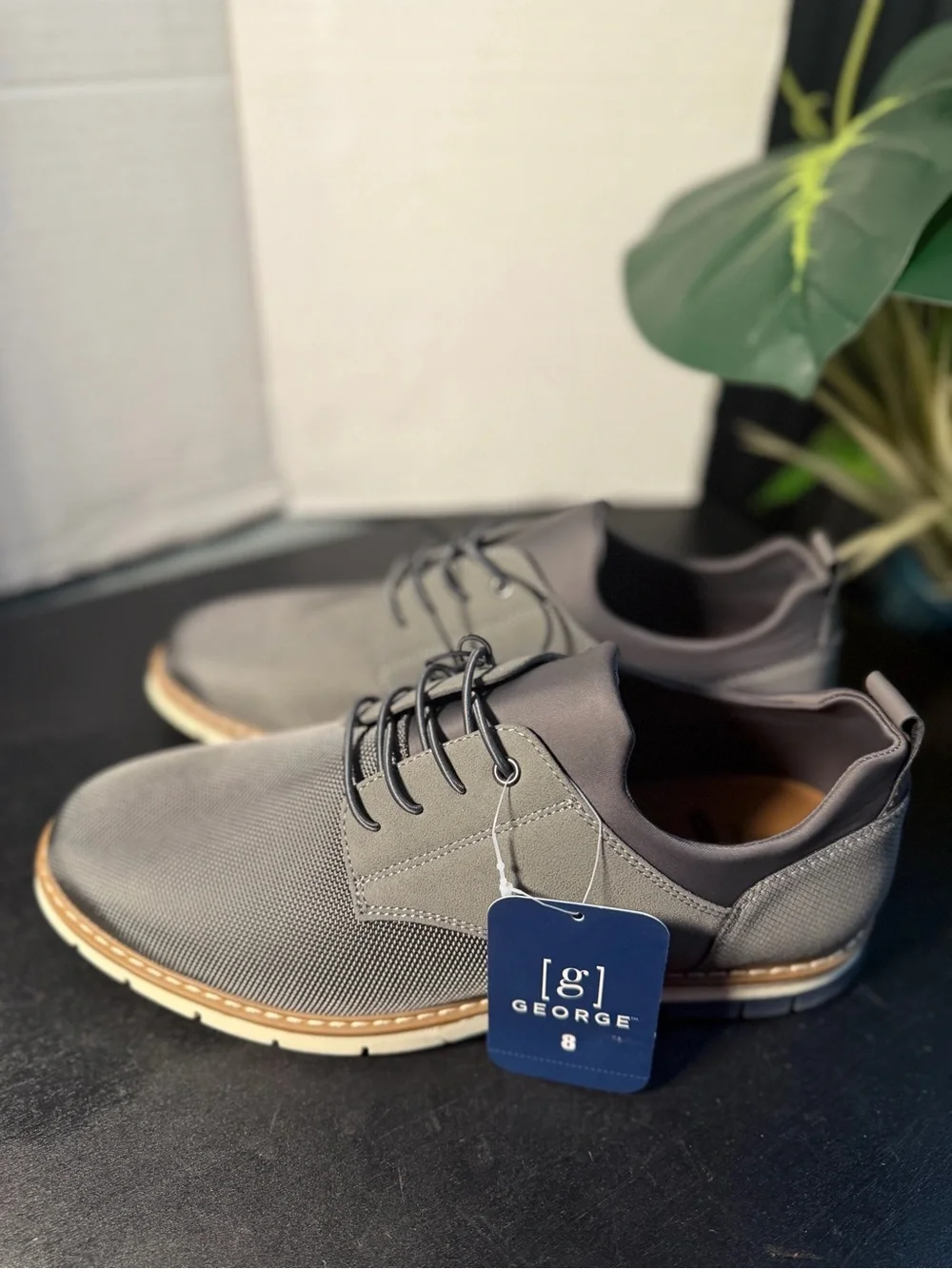 George Grey Men's Textured Lace-Up Oxfords
